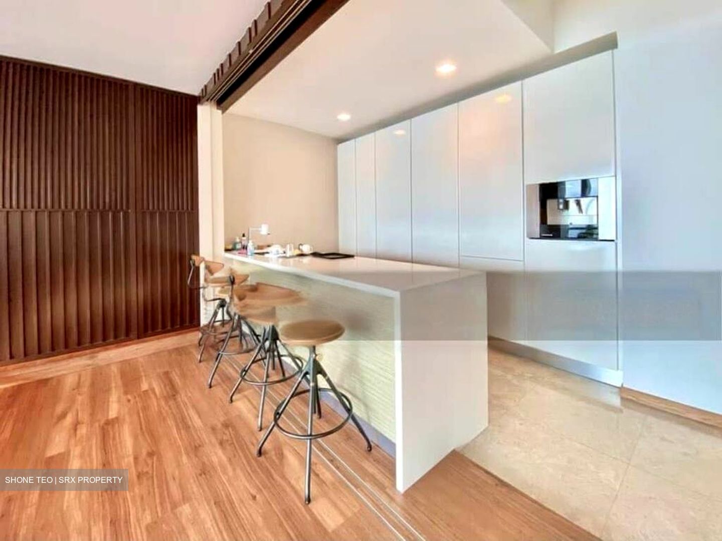 Marina Bay Residences (D1), Condominium #635513201